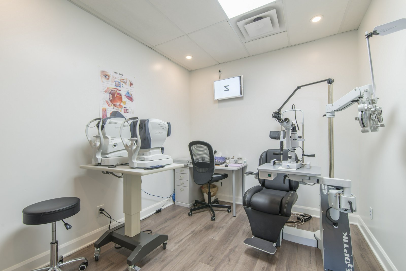 Contact Arora Optical & Eye Care Centre Barrhaven Ottawa